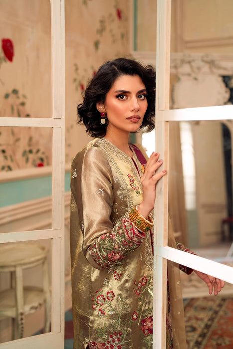 EMBROIDERED SUIT