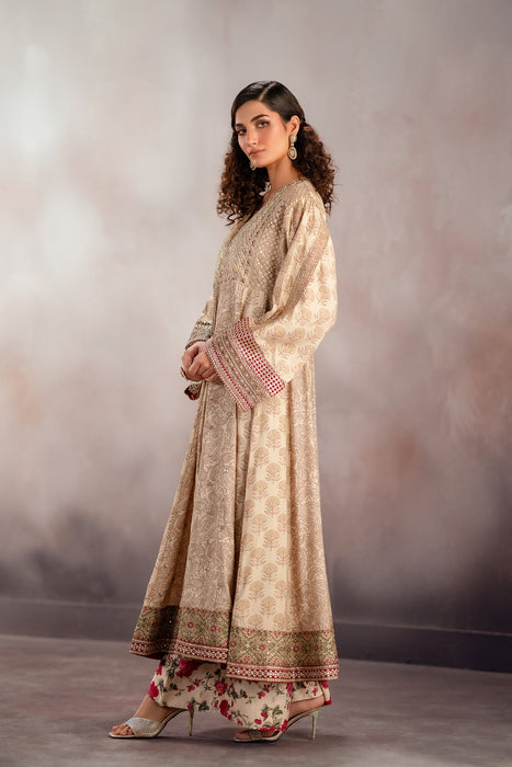 EMBROIDED SUIT